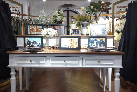 SHOW ROOM & HEADQUARTERS